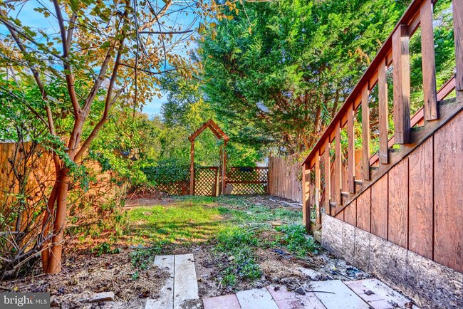 Building Photo - 28 Windersal Ln