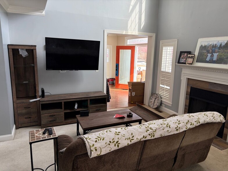 Building Photo - 1885 Bennett Rd