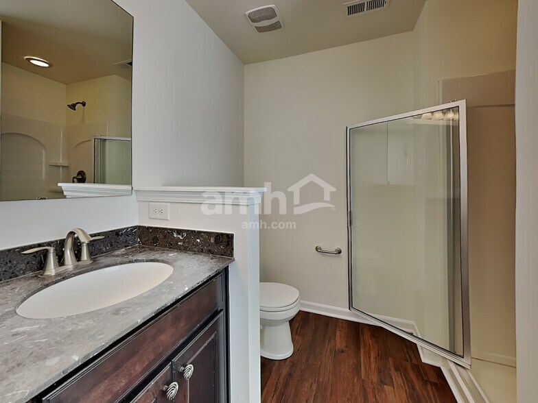 Building Photo - 5312 Roshni Ter