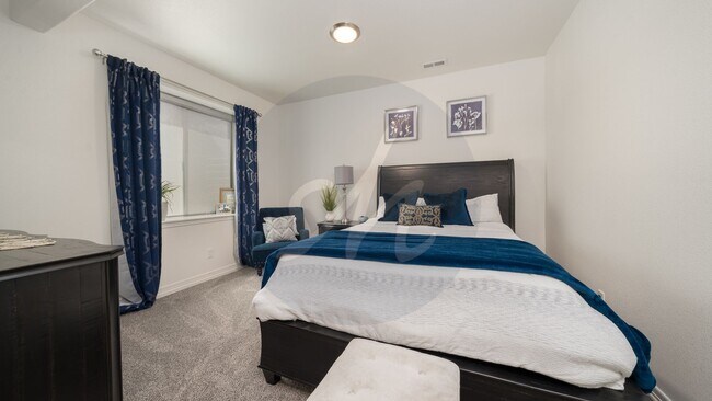 Building Photo - Beautiful Rancher in Cumbre Vista