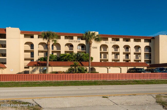 Primary Photo - 1305 S Atlantic Ave