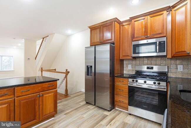 Building Photo - 3987 Terrace St