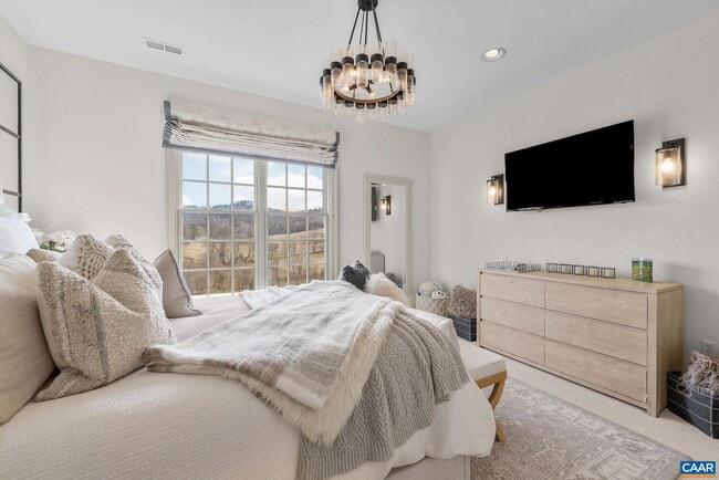 Building Photo - 000 Ragged Mountain Dr