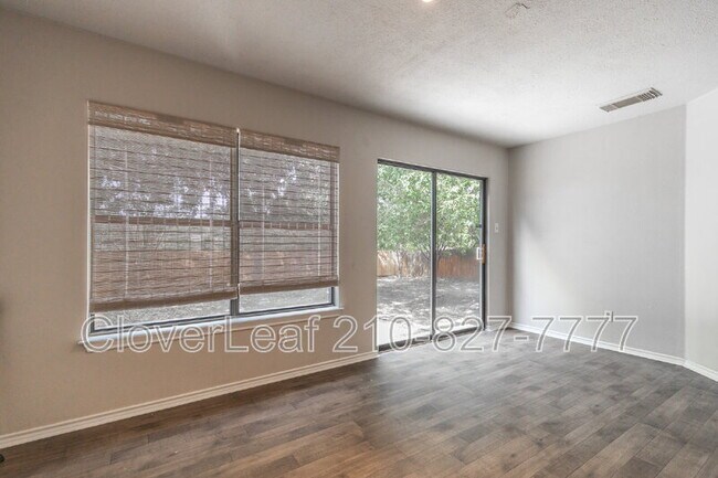 Building Photo - 8019 Hilltop Crest