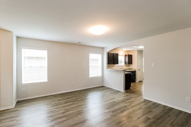 Building Photo - 2772 Madison Ct