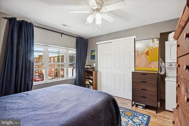 Building Photo - 2024 S 12th St