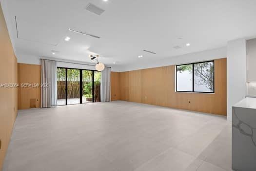 Building Photo - 6812 SW 80th St