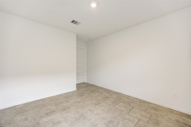 Building Photo - 7547 Cattle Walker Ct