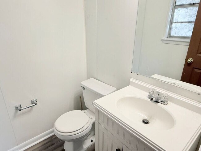 Building Photo - 4930 La Ceiba Dr