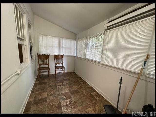 Building Photo - 2815 W Capitol Ave