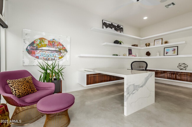 Building Photo - 6636 N 48th St