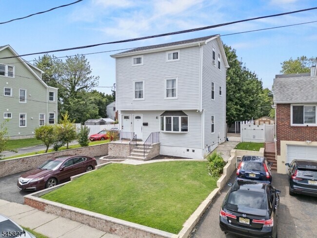 Building Photo - 97 Cedar Hill Ave