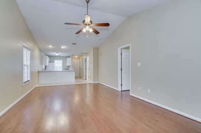 Building Photo - End Unit Townhouse