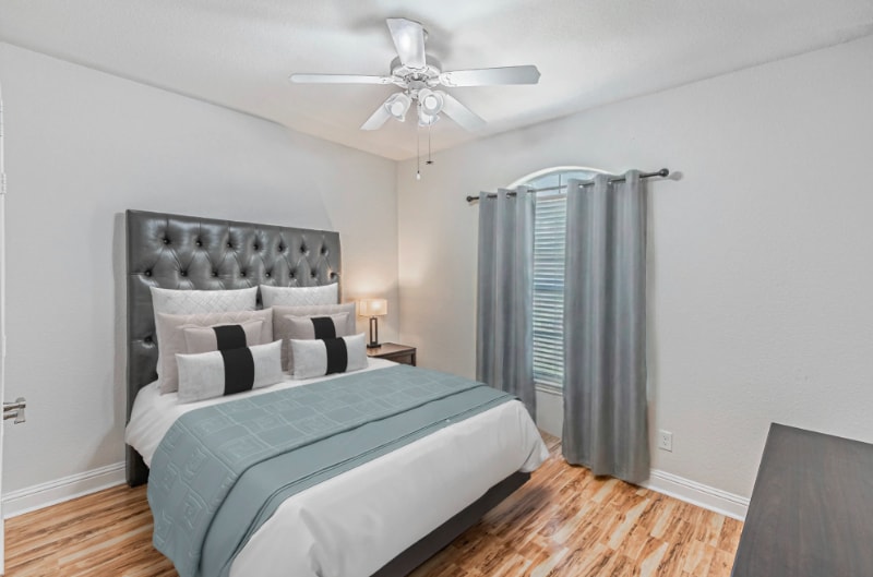 Building Photo - 4224 Las Brisas Dr