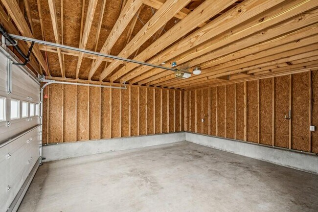 Building Photo - 1189 Reeder Cir NE