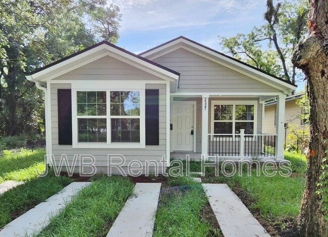 Primary Photo - 2327 Janette St