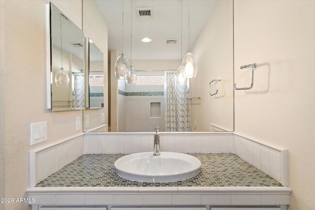 Building Photo - 11414 N 54th Pl