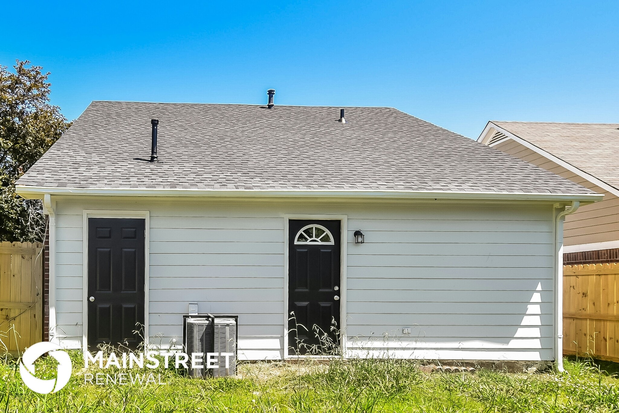 Building Photo - 2835 Heatherglen Cove W