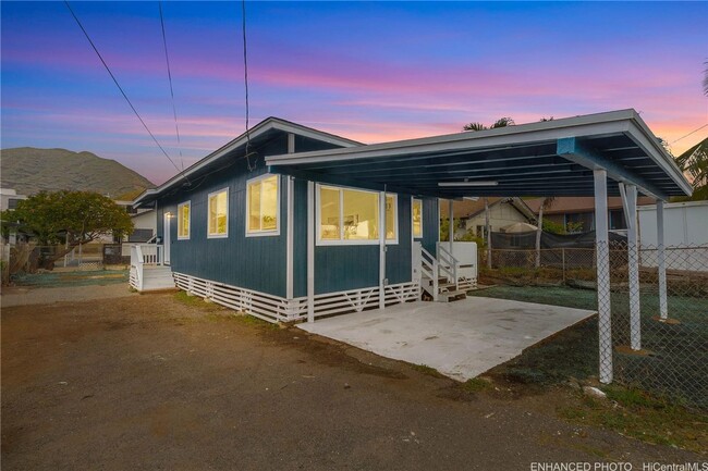 Building Photo - 87-2204 Farrington Hwy