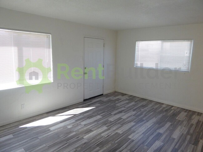 Building Photo - 3426 Smith Ave SE