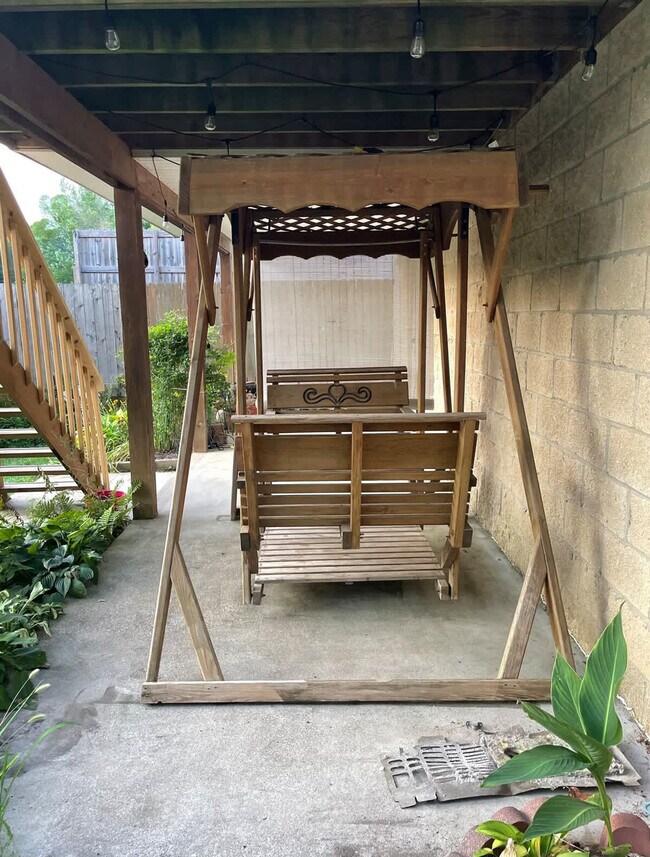 Building Photo - 4544 Erie Ave NW