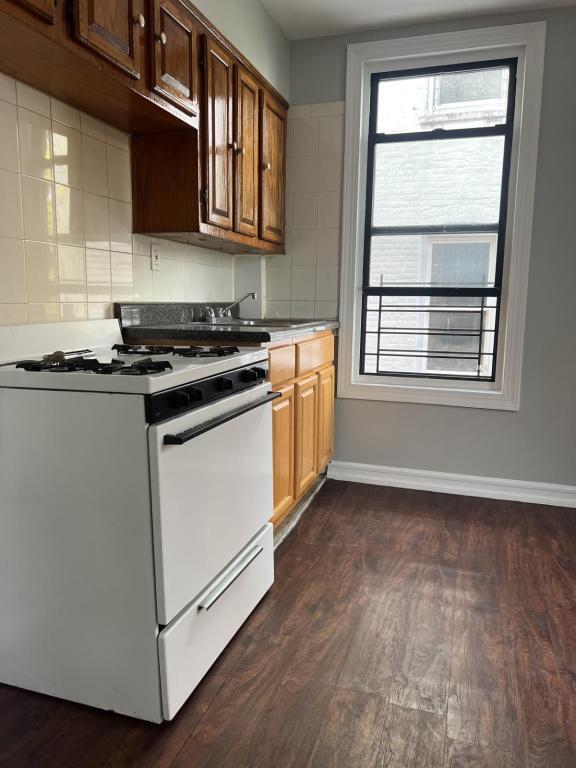 Building Photo - 280 Hawthorne Ave