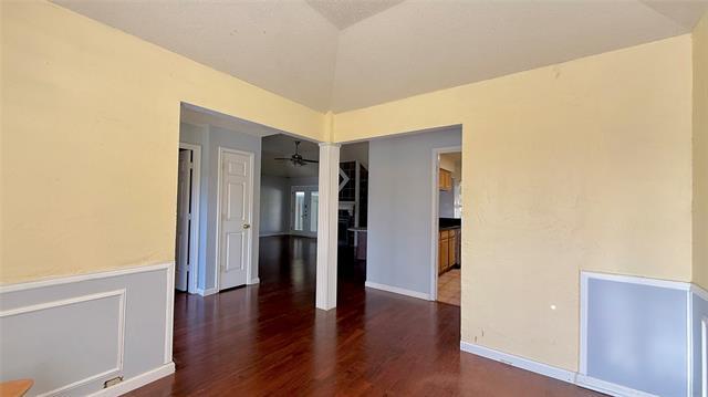 Building Photo - 2907 Sierra Dr