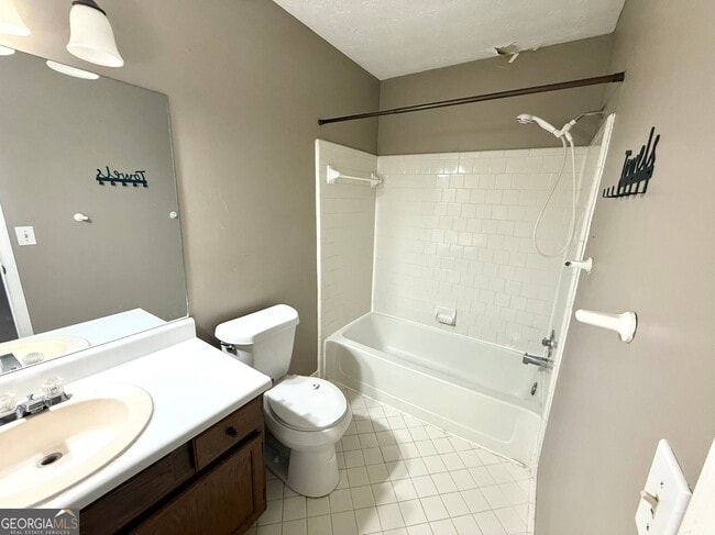 Building Photo - 2949 Governors Ct