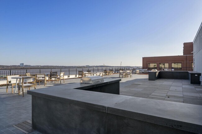 Building Photo - 801 N Fairfax St