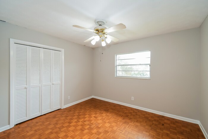 Building Photo - 2742 Holly Ridge Dr