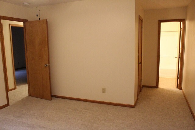 Building Photo - 3 bed 2 bath in Ogden