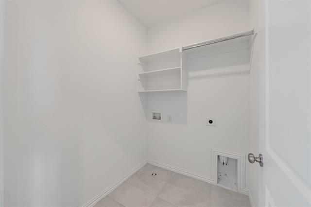 Building Photo - 405 Matchbox St