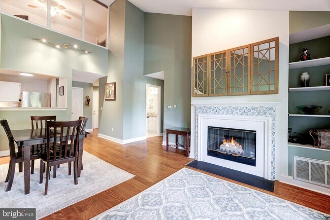 Building Photo - 12012 Taliesin Pl