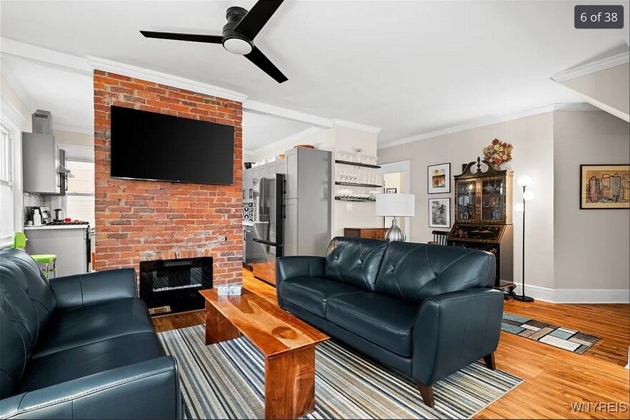 Building Photo - 383 Summer St