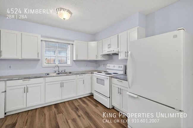 Building Photo - 4524 Kimberly Way