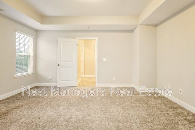 Building Photo - 136 Loch Ln