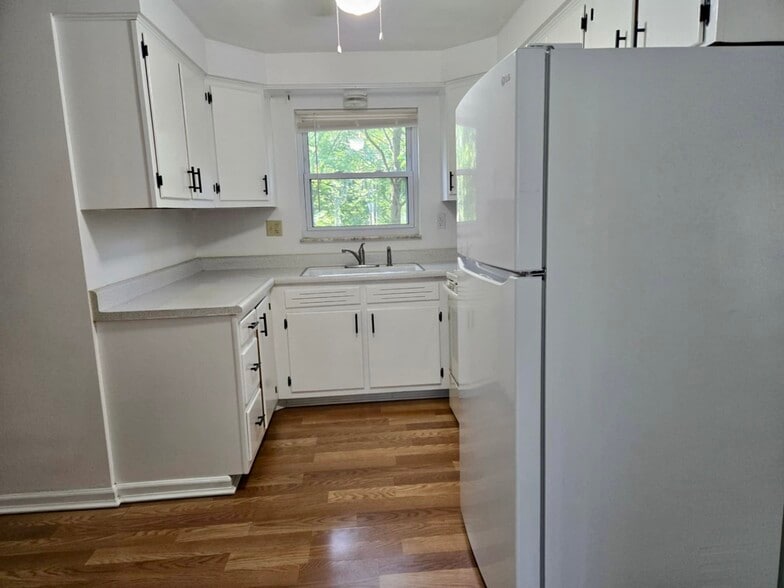 Building Photo - 2612 Louisiana Ave