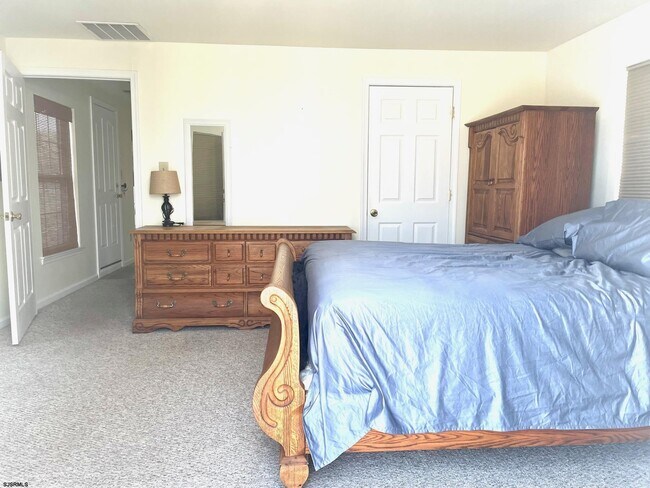 Building Photo - 12 S Washington Ave