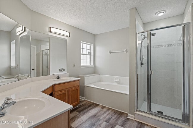 Building Photo - 4053 Savannah Glen Blvd