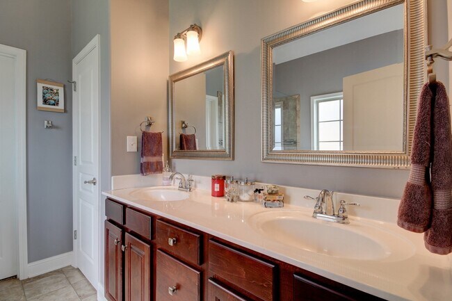 Building Photo - 428 Carson Bailey Court