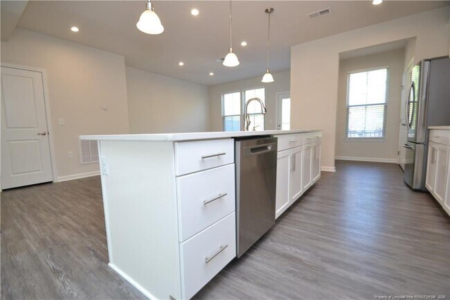 Building Photo - 1248 Channing Park Cir