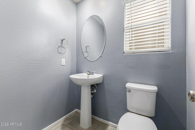 Building Photo - 40489 W Helen Ct