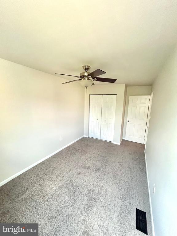 Building Photo - 2103 Walnut Ridge Dr