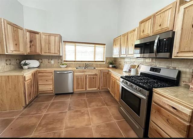 Building Photo - 2191 Bethany Rd