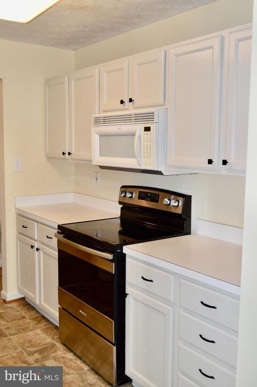 Building Photo - 6409 Weatherby Ct