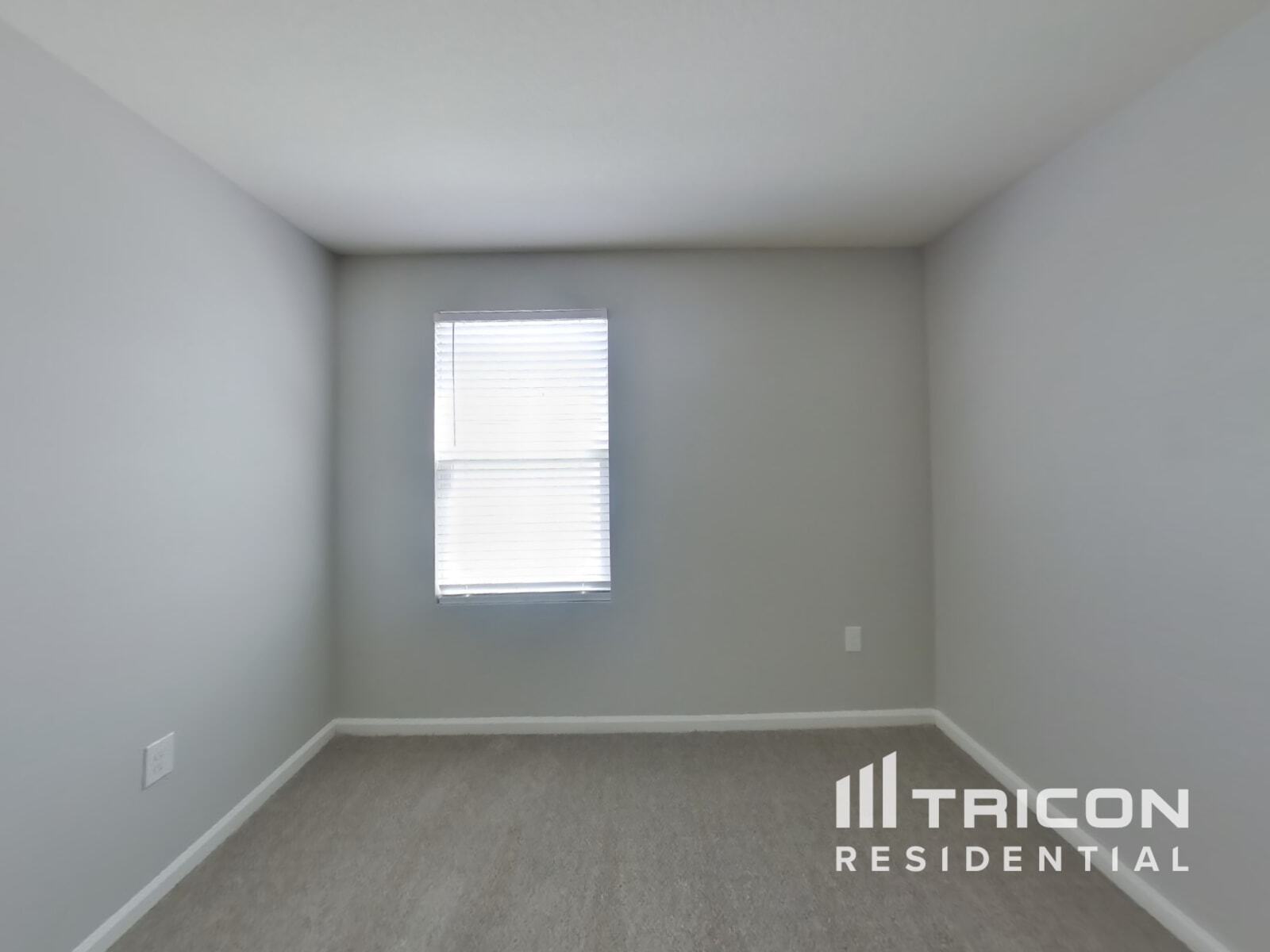 Building Photo - 2110 Pebble Point Dr
