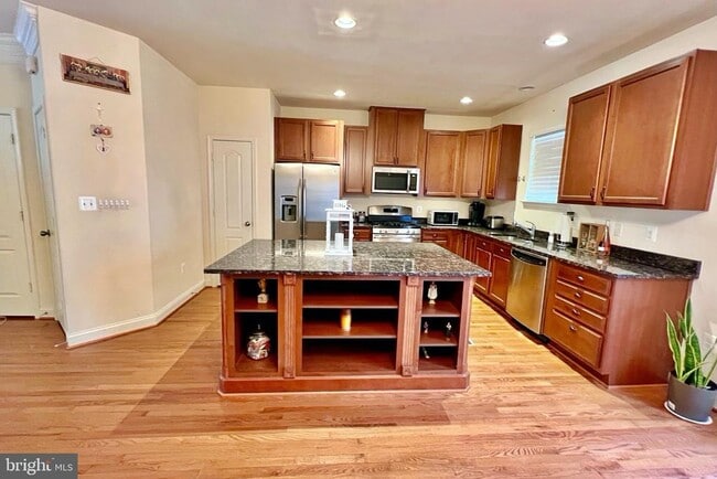 Building Photo - 4905 Potomac Highlands Cir