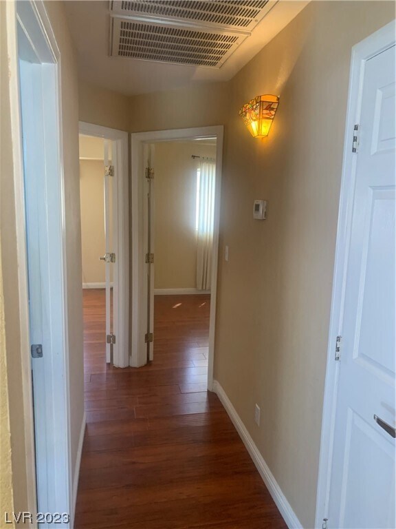 Building Photo - 8112 Sunset Mill Dr