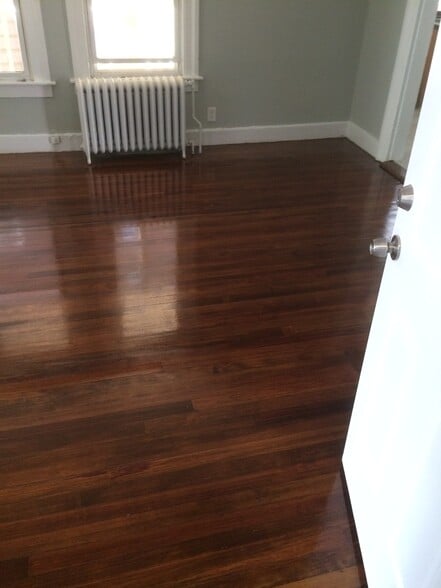 Building Photo - 976 State St