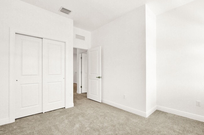Building Photo - 7808 SW Cline St